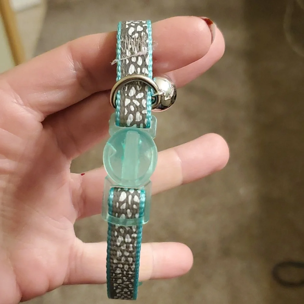 New cat collar